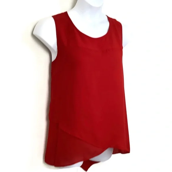 EUC Cable & Gauge sleeveless top - Picture 2 of 13